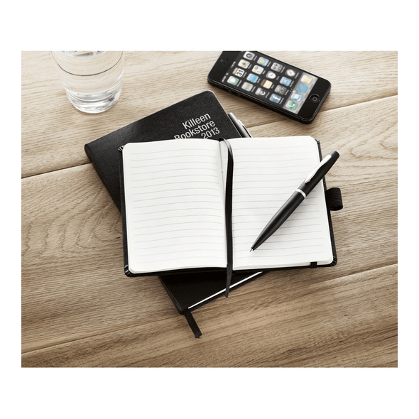 A6 notitieboekje met pen A6 notitieboekje met pen